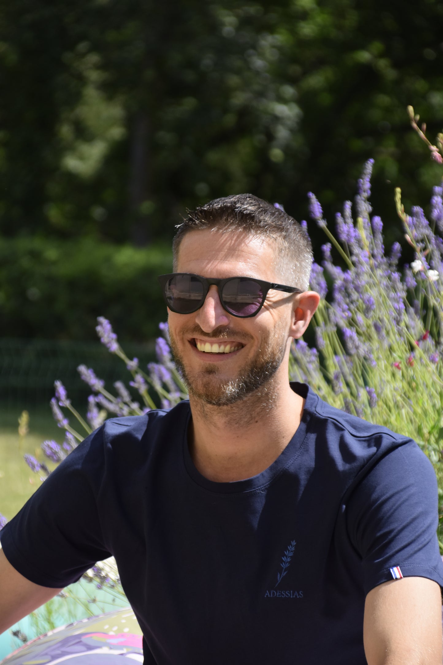 T-shirt homme brodé lavande — coton bio, fabriqué en France | Adessias